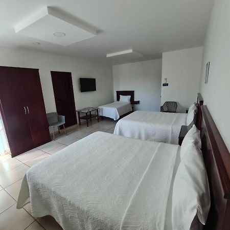 Hotel Fina Inn La Barca Bagian luar foto