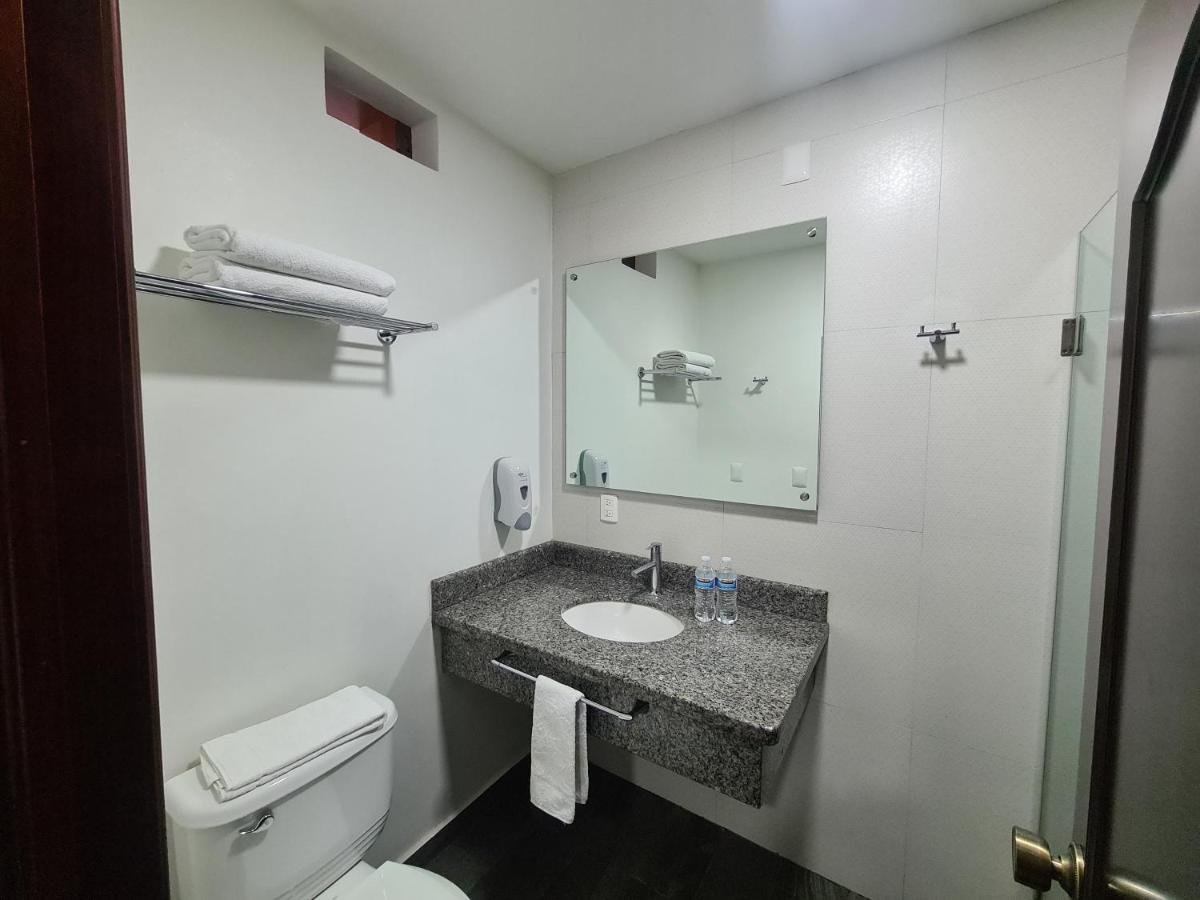 Hotel Fina Inn La Barca Bagian luar foto