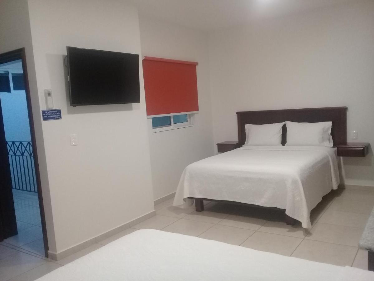 Hotel Fina Inn La Barca Bagian luar foto